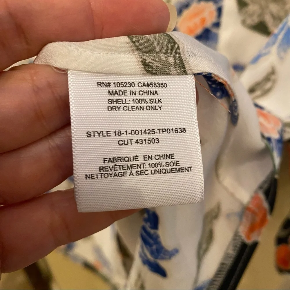 SOLD!! JOIE Desmonda Floral 100% Silk 3/4 Sleeve Pajama Style Button Top-Medium - Picture 8 of 9